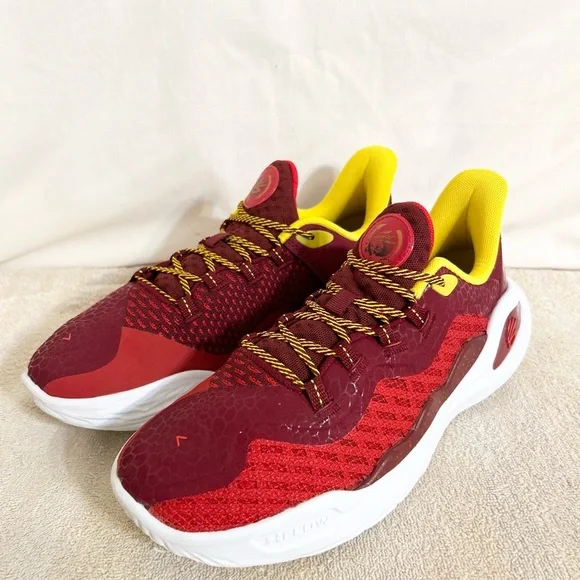 Under Armour Curry 11 Bruce Lee Fire red/yellow size 9.5 MEN’S BASKETBALL SHOES - Picture 3 of 9